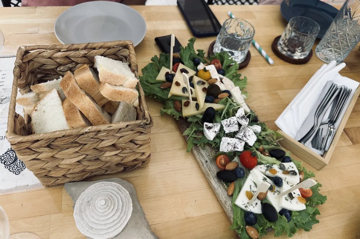 Cheese platter at Sabulum winery